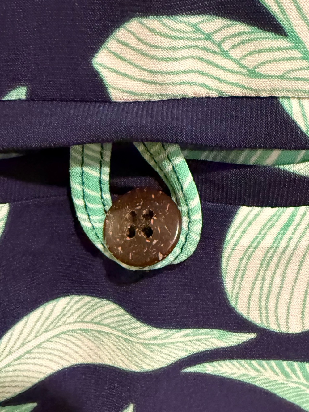 NWOT Tori Richard Navy Dress with Mint Green Floral Print - Size Medium - Picture 4 of 5